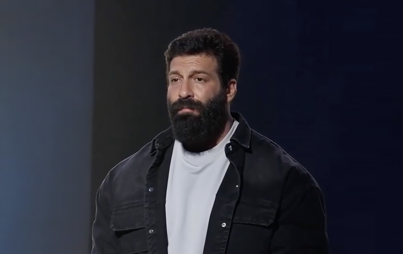 Во время атаки на Киев уничтожен павильон СТБ, где снимали "Зважених" и другие шоу